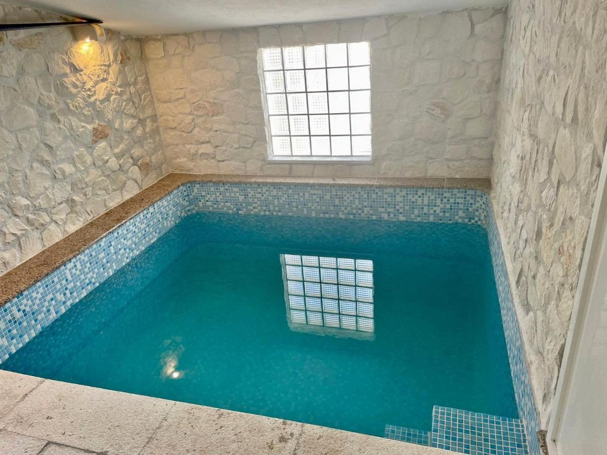 Flamingo - House With Private Pool Villa Gornji Seget Exterior photo