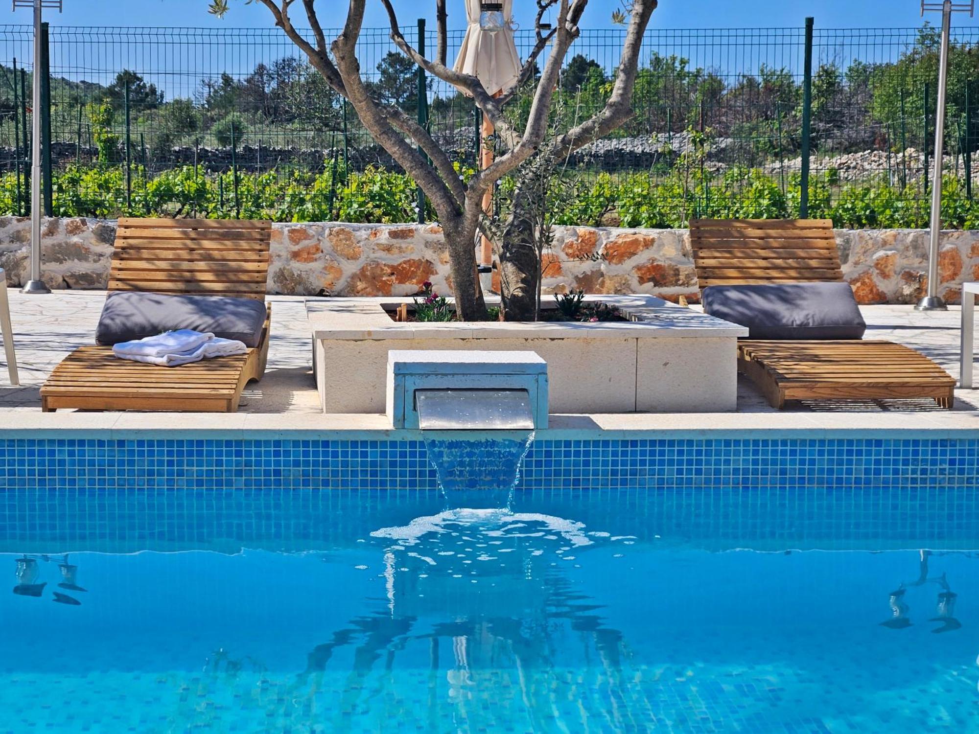 Flamingo - House With Private Pool Villa Gornji Seget Exterior photo